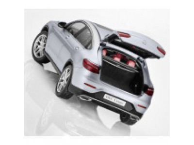 Модель Mercedes-Benz GLC Coup?, Diamond Silver, 1:18 Scale, артикул B66960804 от Mercedes Модель Mercedes-Benz GLC Coup?, Diamond Silver, 1:18 Scale, артикул B66960804